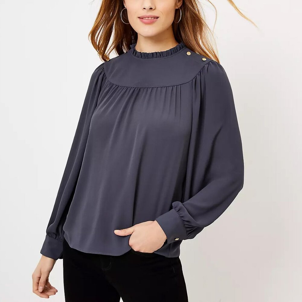 Ann Taylor LOFT Petite Ruffle Neck Bib Blouse Coastal Grey Sz SP MP NWT